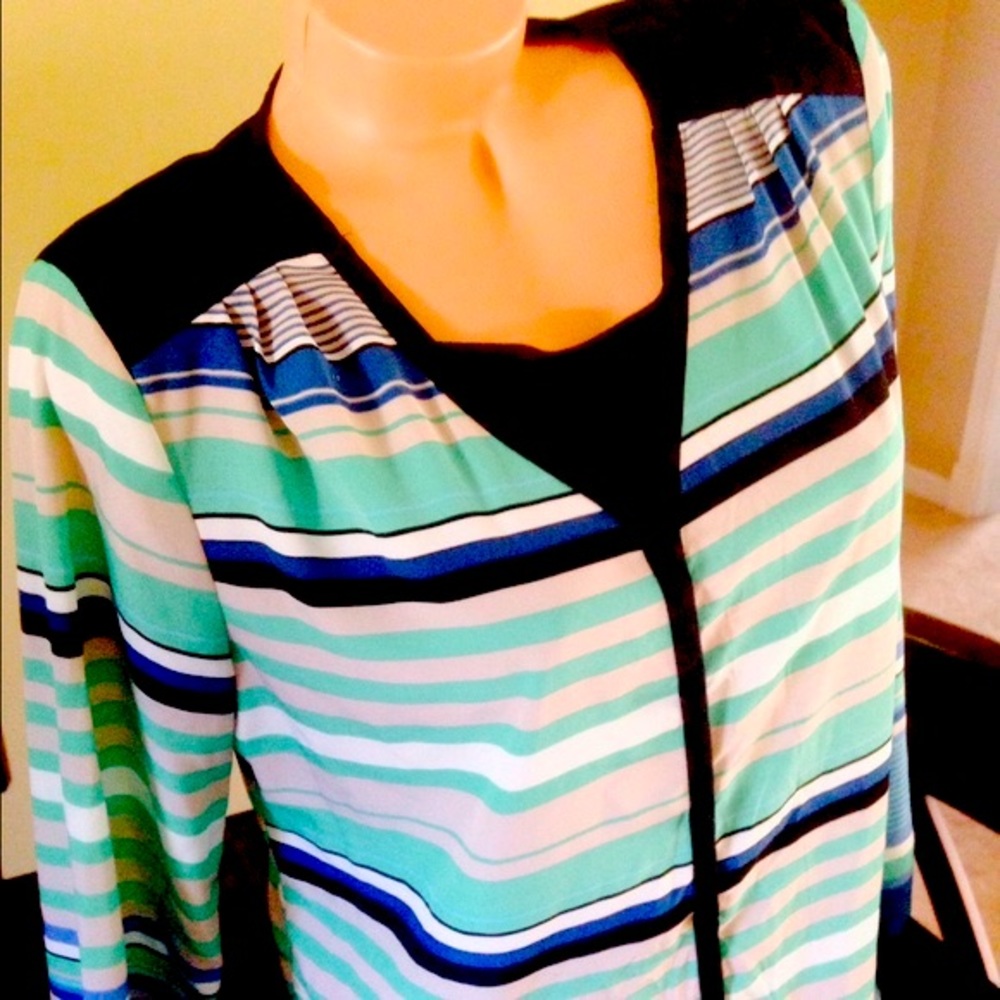 Multi-colored, Cuffed Top